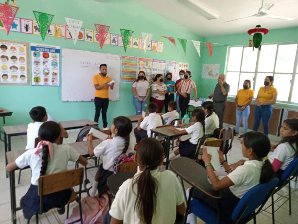 A través del proyecto cultural “Nido de Lenguas” desarrolla actividad con niños indígenas en Misión Vieja
