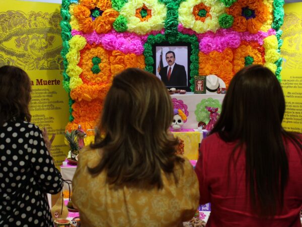 Con motivo del Día de Muertos, COBAES realiza homenaje a Óscar Lara Salazar