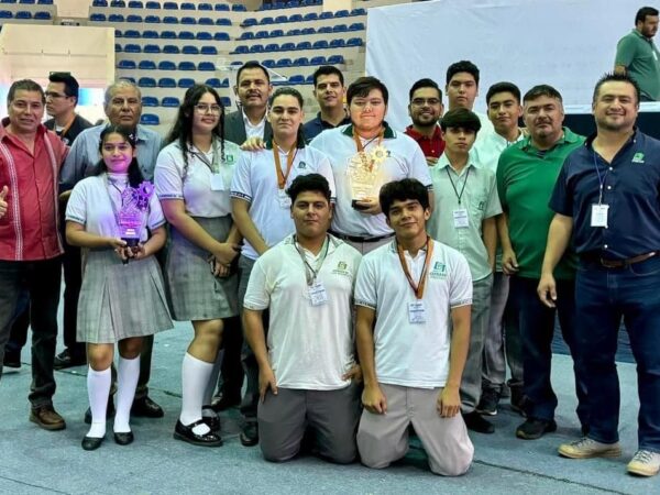 Alumnos de COBAES representarán a Sinaloa en la Olimpiada Nacional de Robótica
